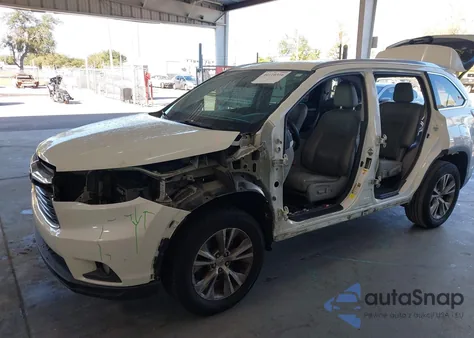 2015 Toyota Highlander Xle V6 from USA, damaged, VIN 5TDKKRFH0FS112808